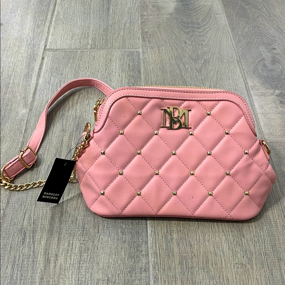 NWT Badgley Mischka Pink Quilted Dome Crossbody Bag Purse with Gold Hardware